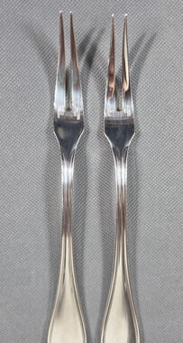 Christofle Albi Silverplate Vintage Seafood Crab Lobster Forks Set of 2 France
